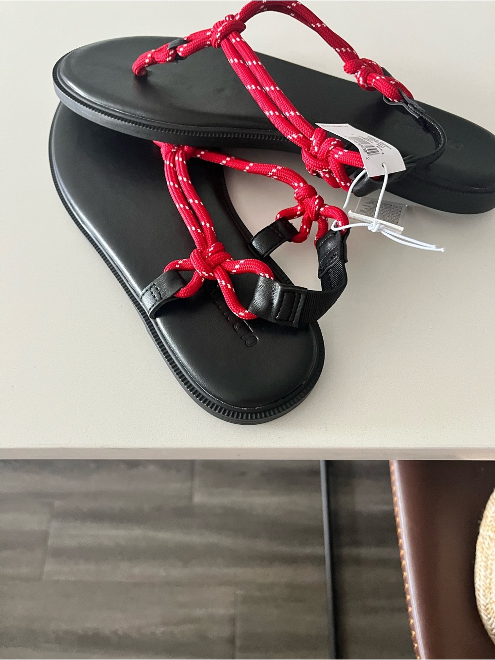 Old Navy Red Knotted Rope Thong Sandal, Sz 7, NWT - Picture 5 of 9
